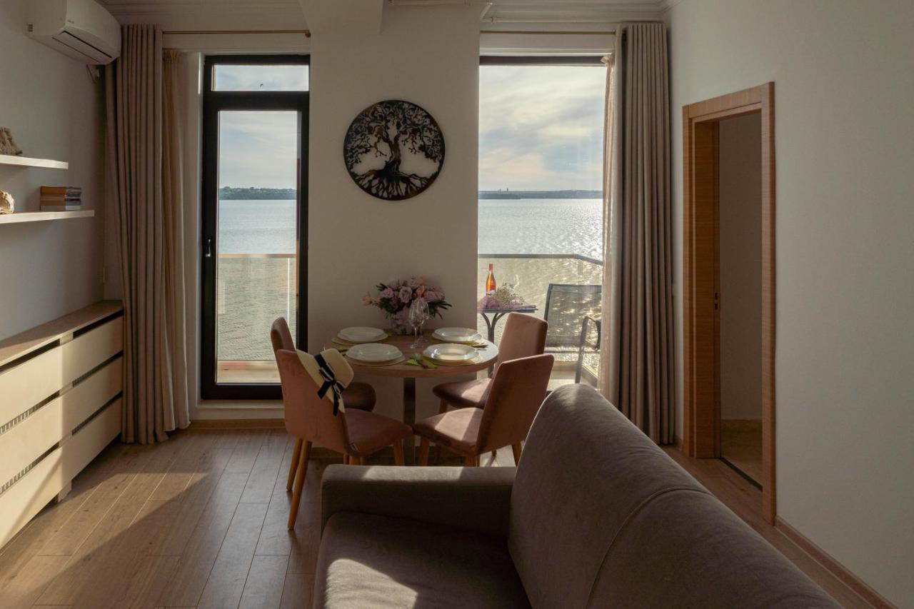Apartament Le Bonheur Mamaia Exteriör bild