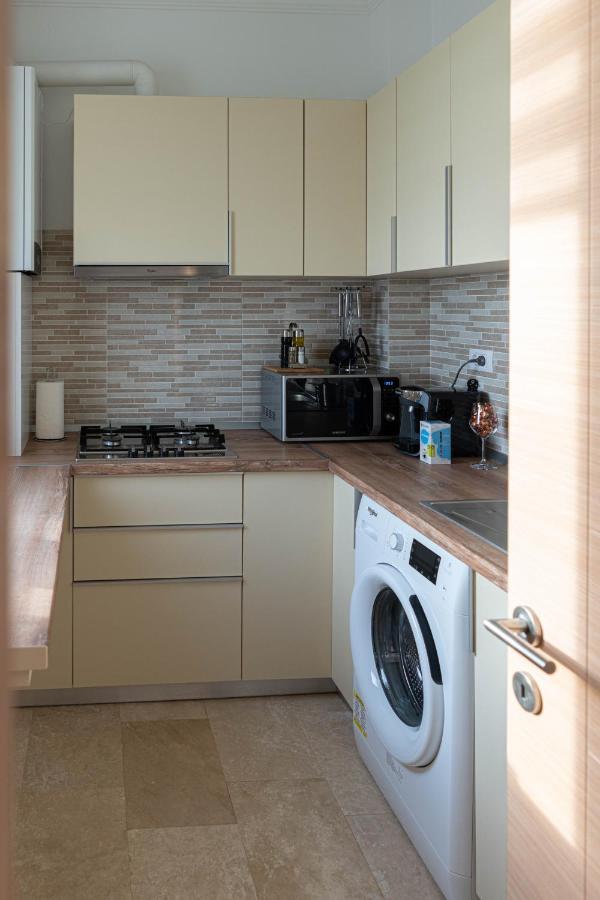 Apartament Le Bonheur Mamaia Exteriör bild