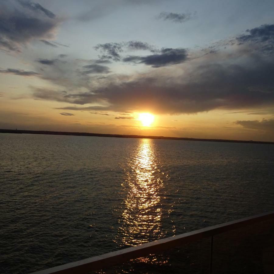 Apartament Le Bonheur Mamaia Exteriör bild