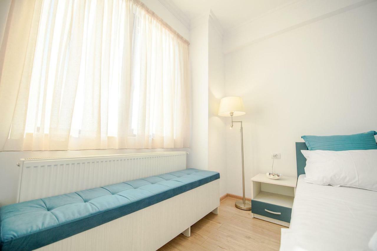 Apartament Le Bonheur Mamaia Exteriör bild