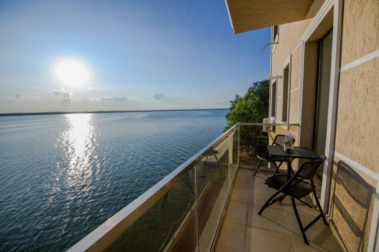 Apartament Le Bonheur Mamaia Exteriör bild