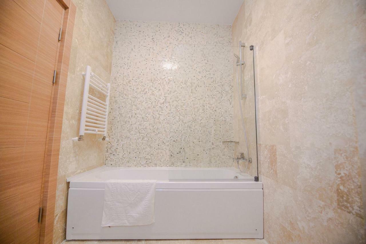 Apartament Le Bonheur Mamaia Exteriör bild